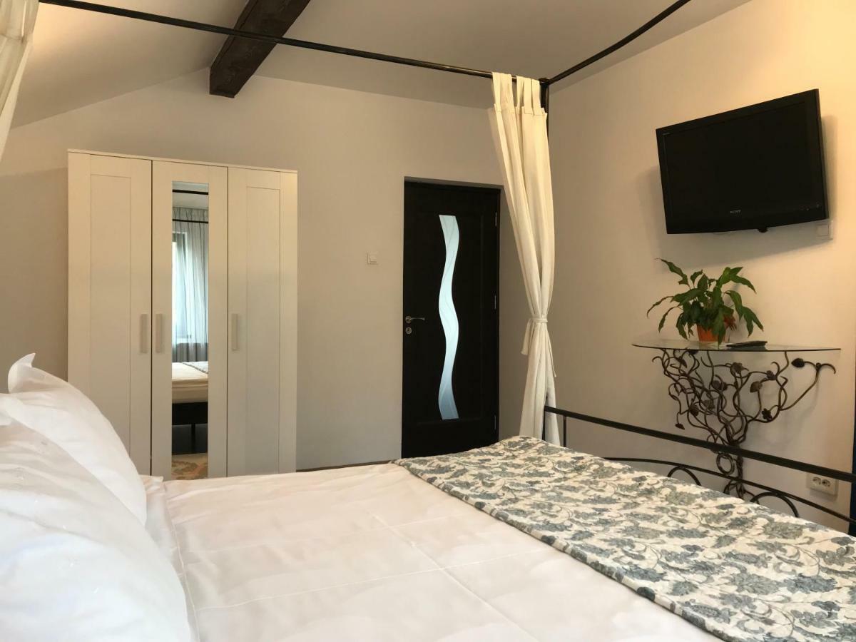 شقة Calea Poienii Penthouse براشوف المظهر الخارجي الصورة